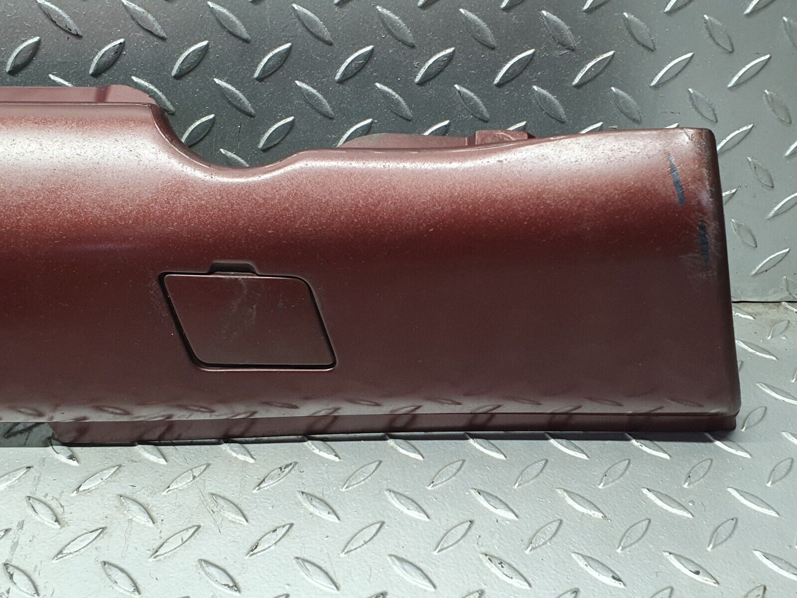 41225 Mercedes-Benz W126 300SE Side Skirt Left 1266904940 1266980330 1266980130