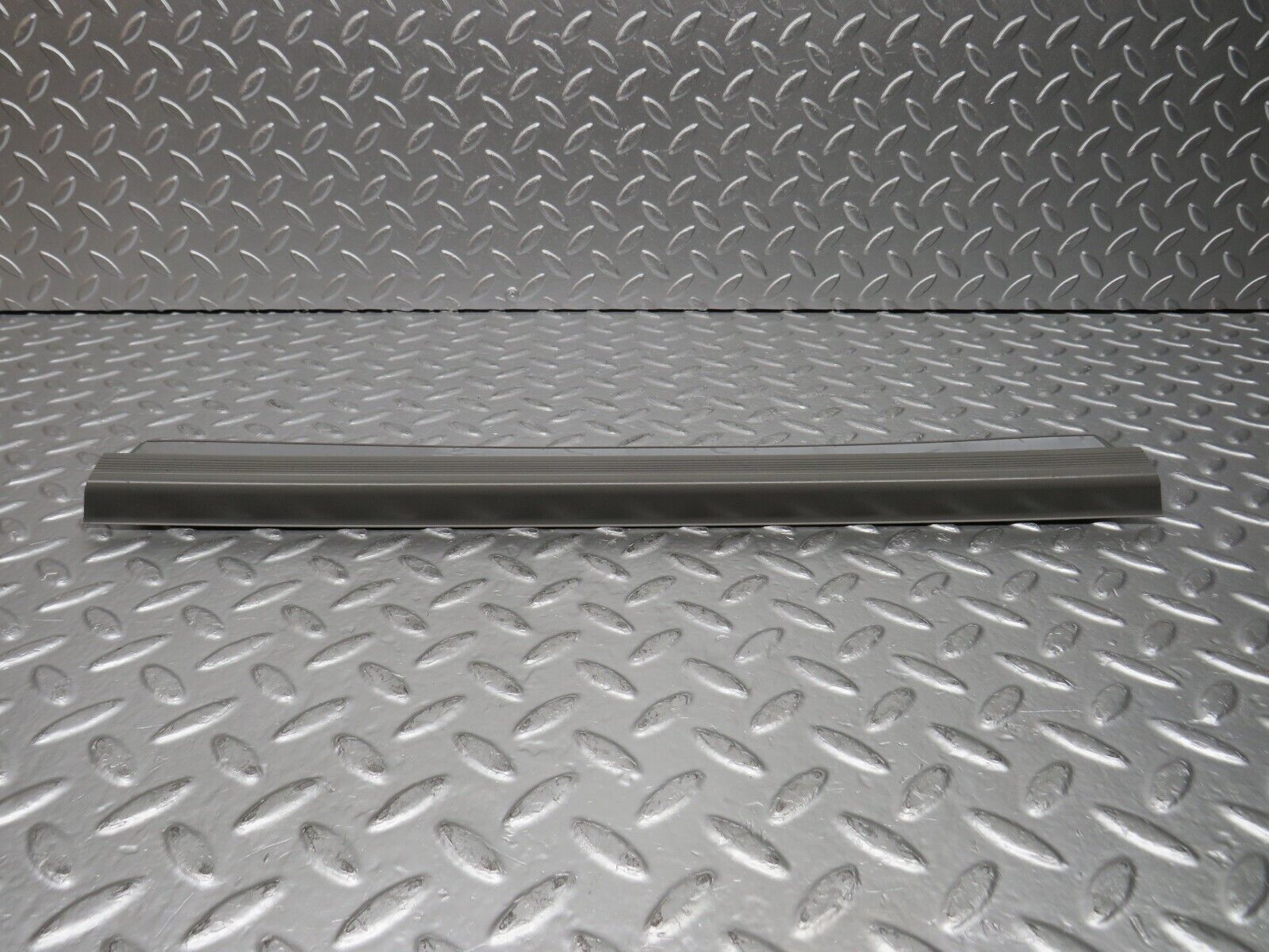 30446 Mercedes-Benz W124 230E Rear Left Door Sill Trim