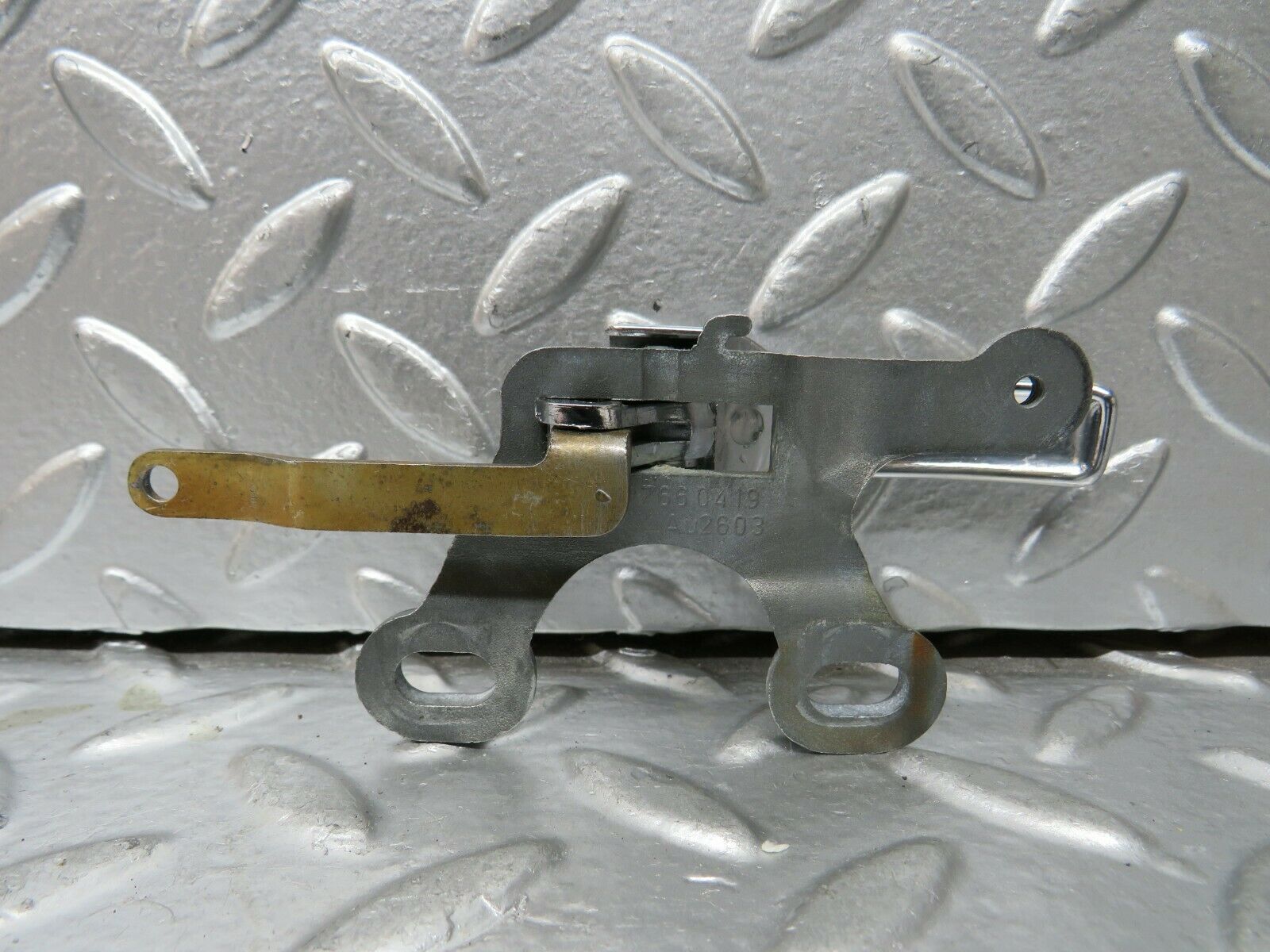 23450 Mercedes-Benz W114 280E Right Interior Door Handle 1107660419