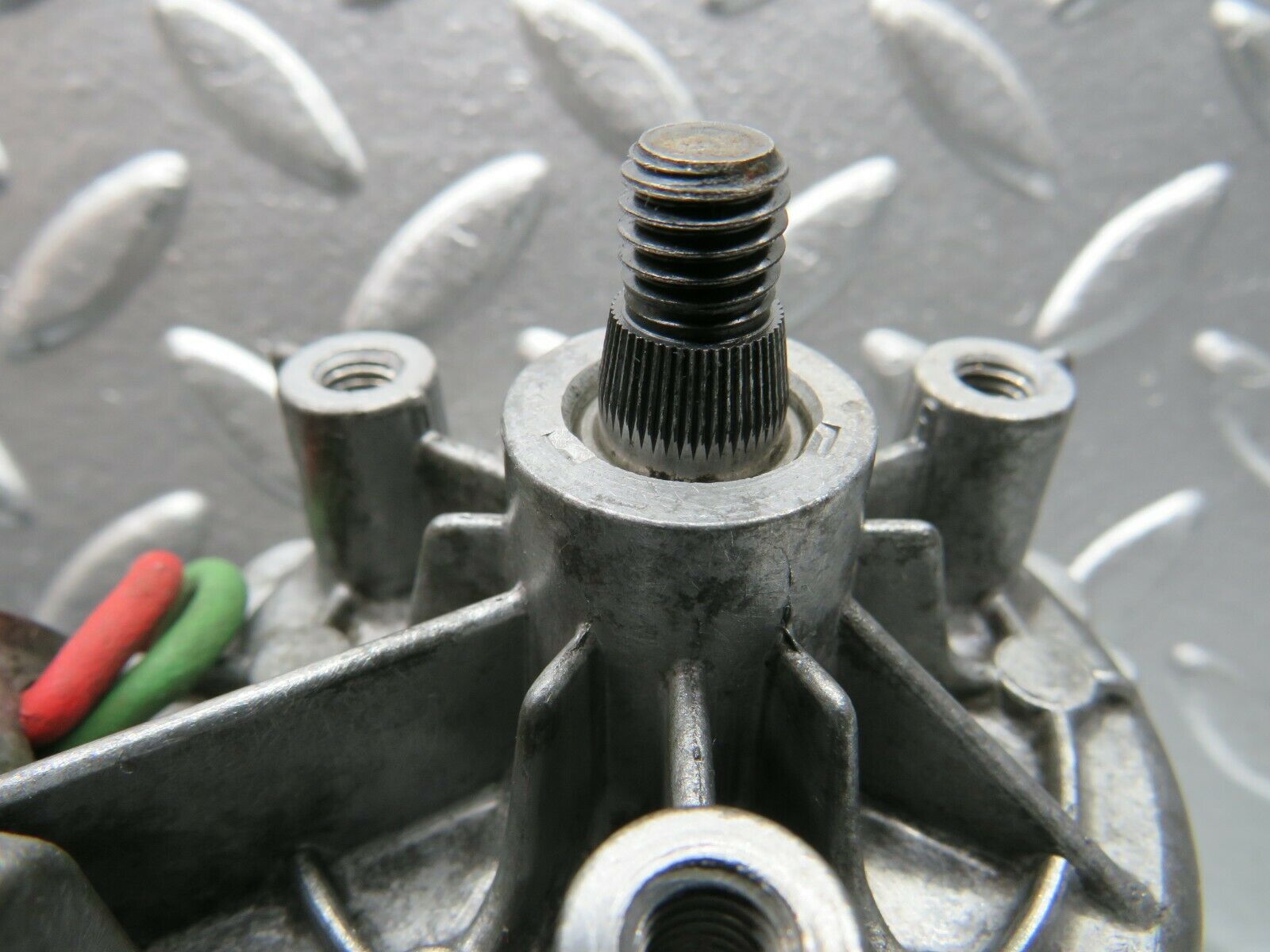 24132 Mercedes-Benz W123 280E Wiper Motor Bosch 0390341077