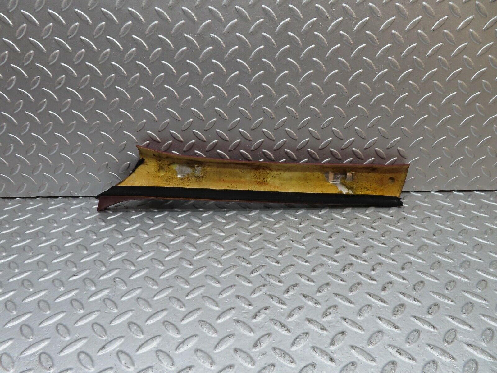 21473 Mercedes-Benz W126 300SE A Pillar Cover Right Side Red