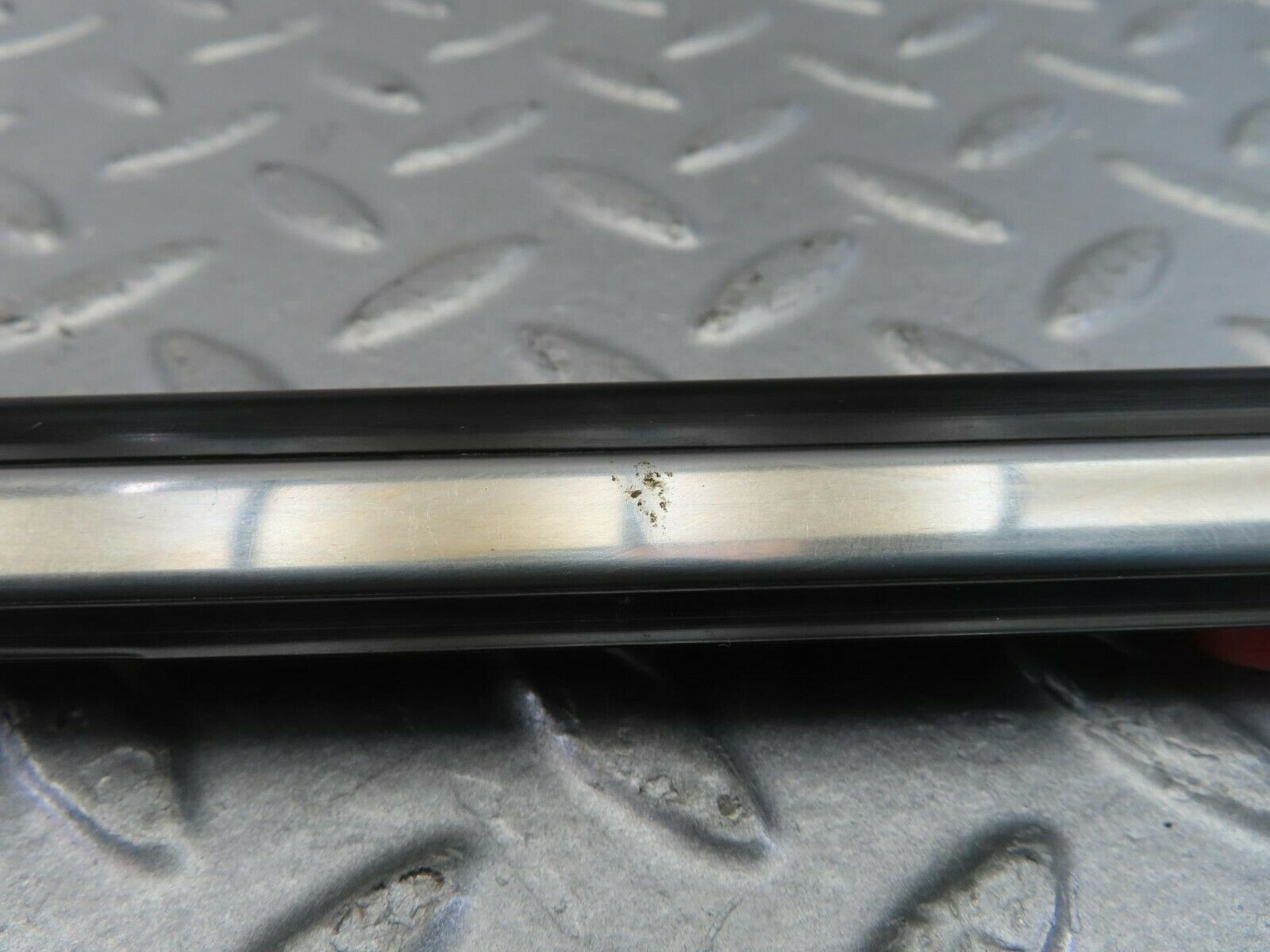 10241 Mercedes-Benz W123 Rear Right Door Centre Moulding Trim