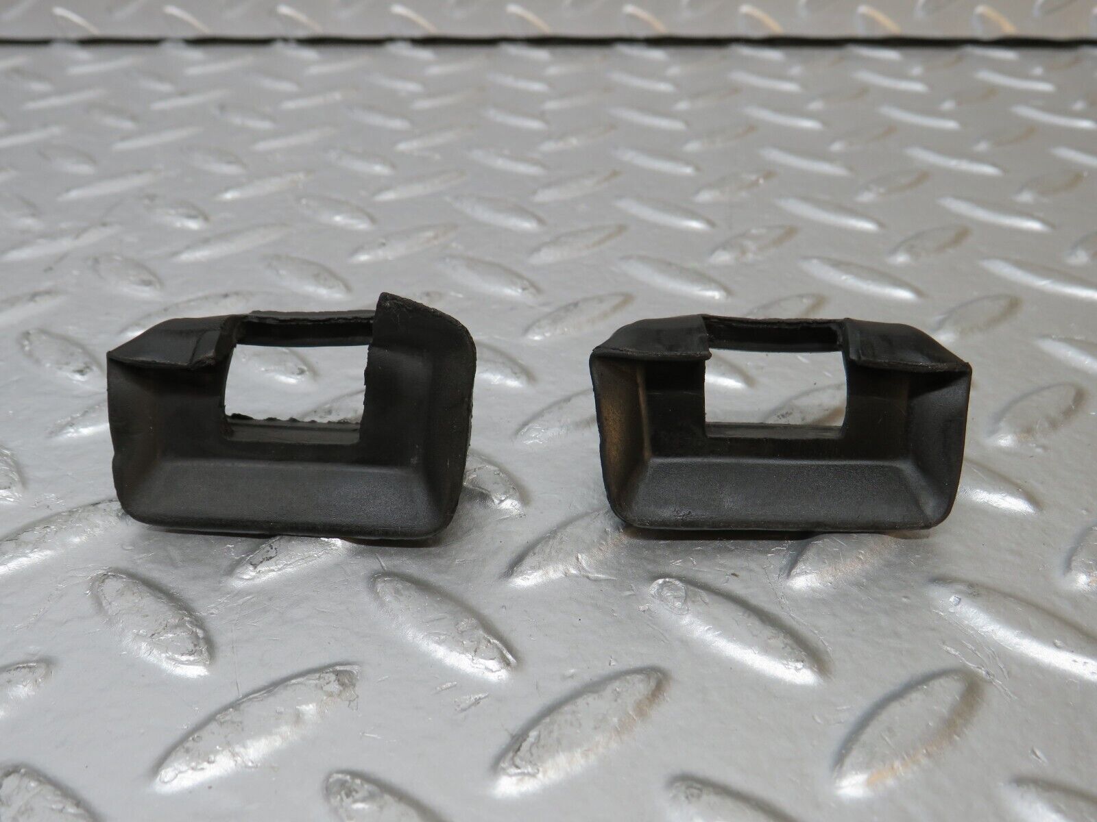 31254 Mercedes-Benz S124 220TE Wagon Door Check Strap Rubber Seal 2017270430