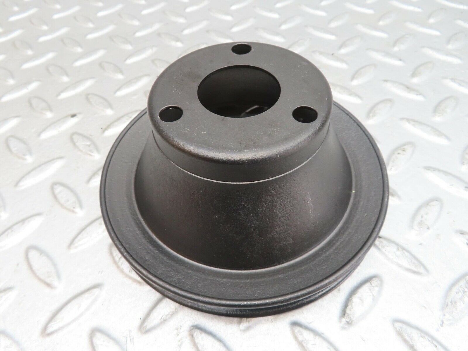 13880 Mercedes-Benz W123 200 Water Pump Pulley