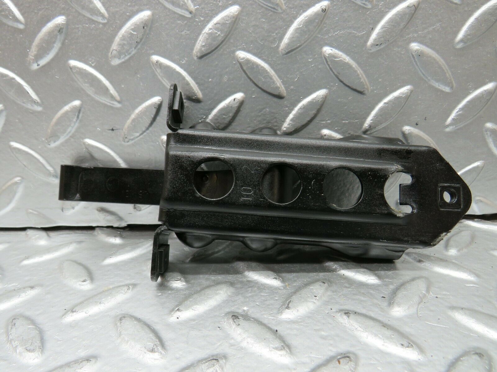 24189 Mercedes-Benz S124 220TE Wagon Door Safety Check Strap