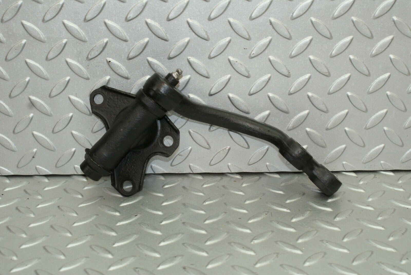 2599 Mercedes-Benz W116 350SE Steering Arm Intermediate
