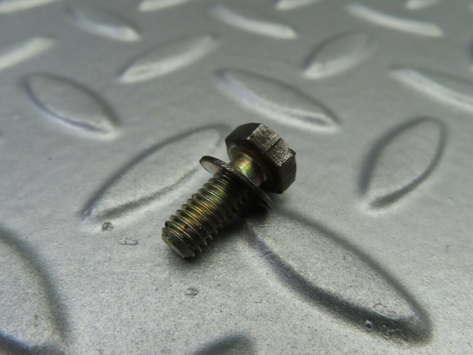 7093 Mercedes-Benz C107 350SLC Coupe Fuel Injector Bracket