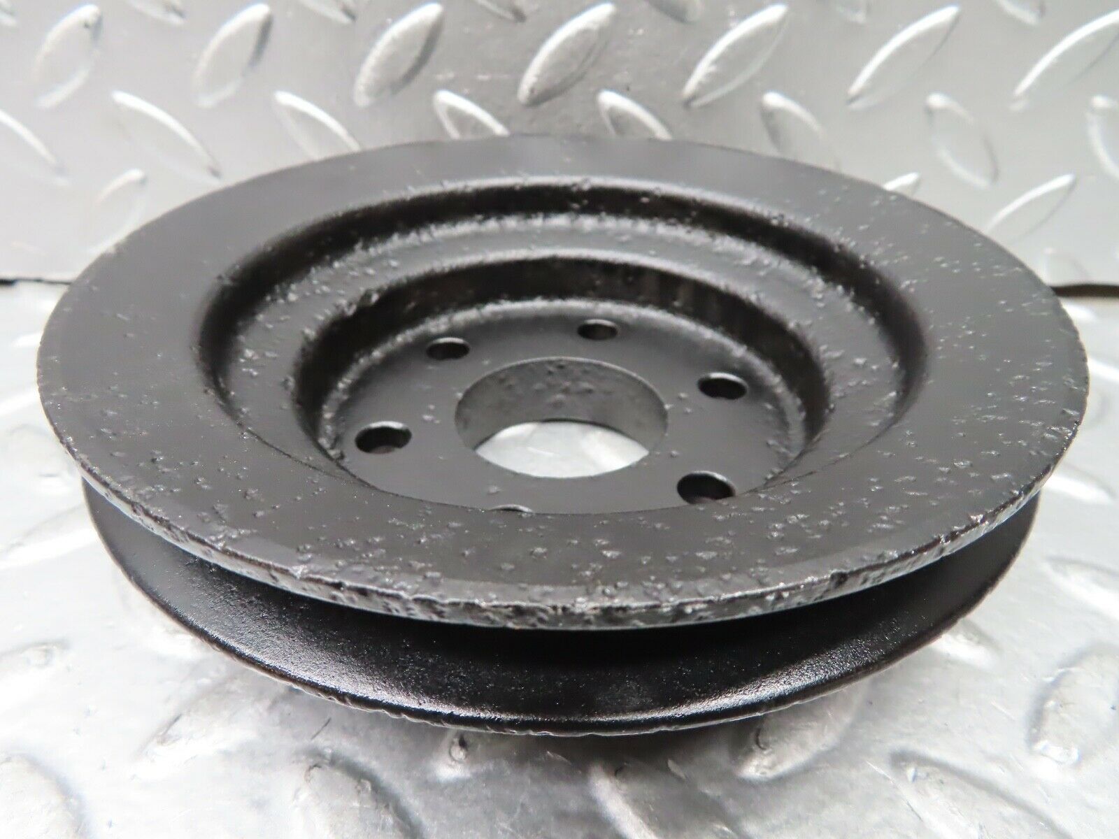 20886 Mercedes-Benz W114 250CE Coupe Crankshaft Pulley