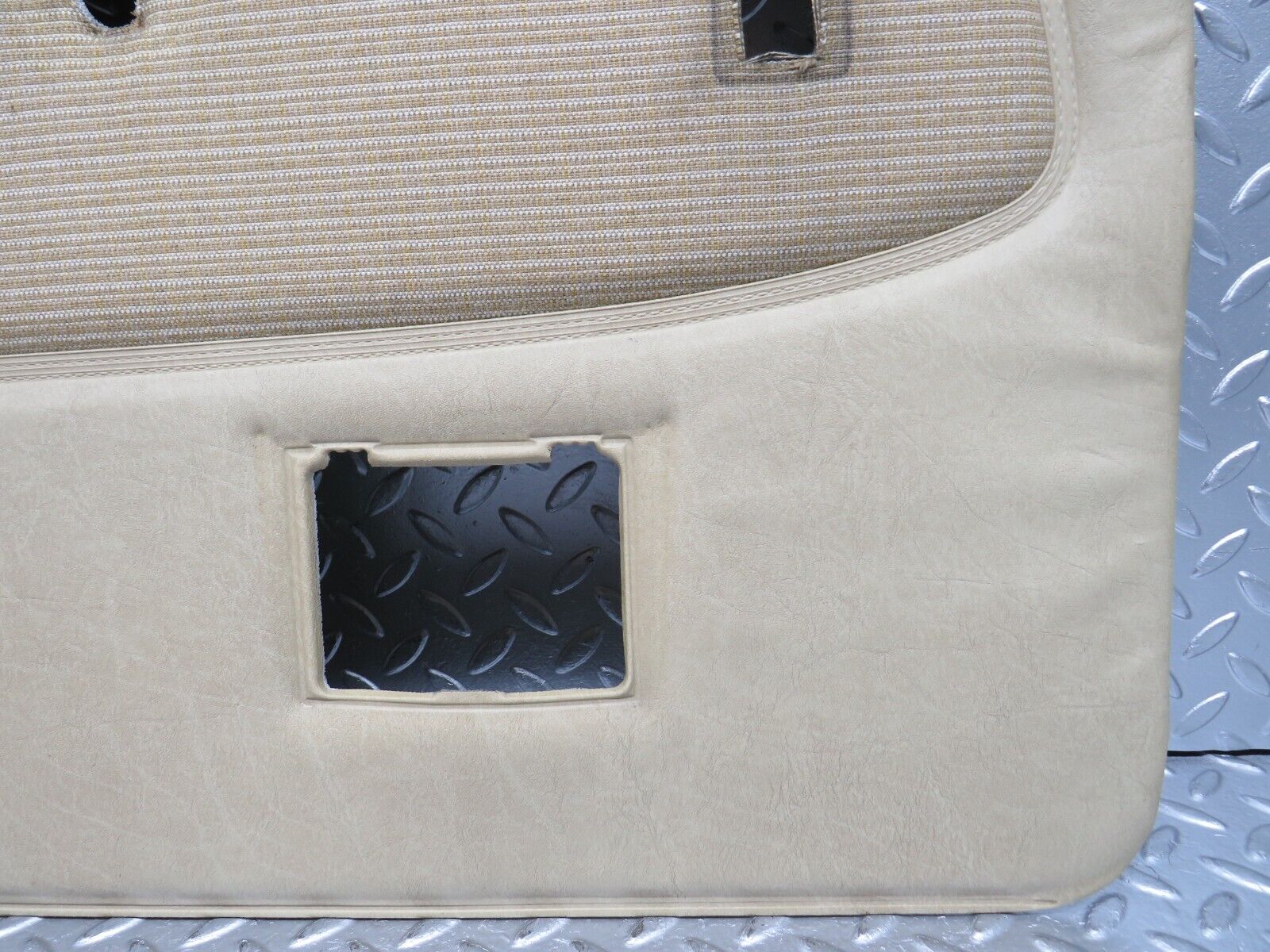 29619 Mercedes-Benz W123 230E Rear Left Door Card Beige