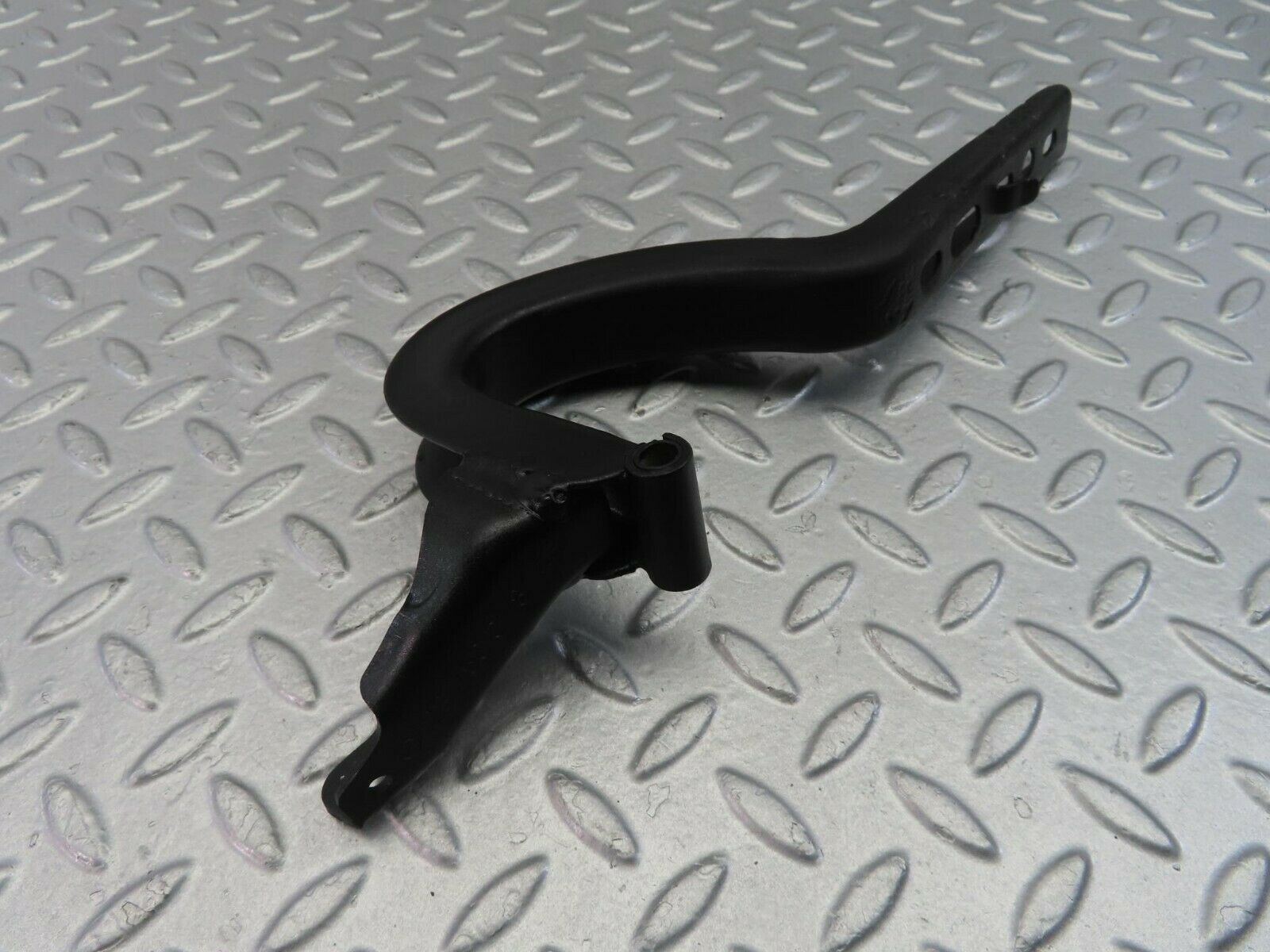 10021 Mercedes-Benz C123 230CE Coupe Trunk Lid Hinge Left Side 1237500187