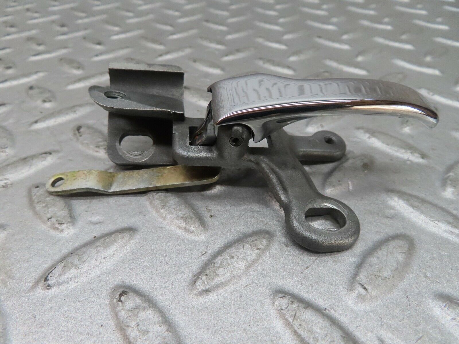 17570 Mercedes-Benz W116 450SEL Rear Left Interior Chrome Door Handle