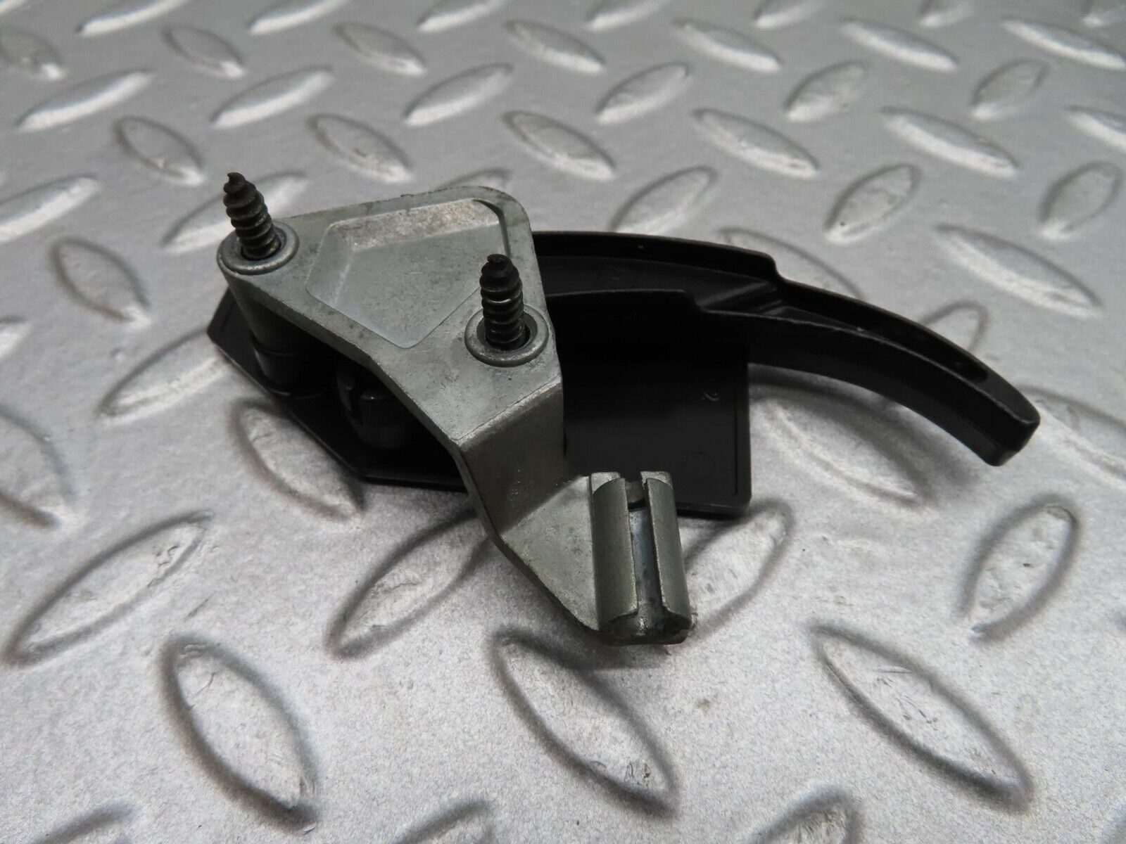 14407 Mercedes-Benz W116 350SE Bonnet Release Handle 1168800059