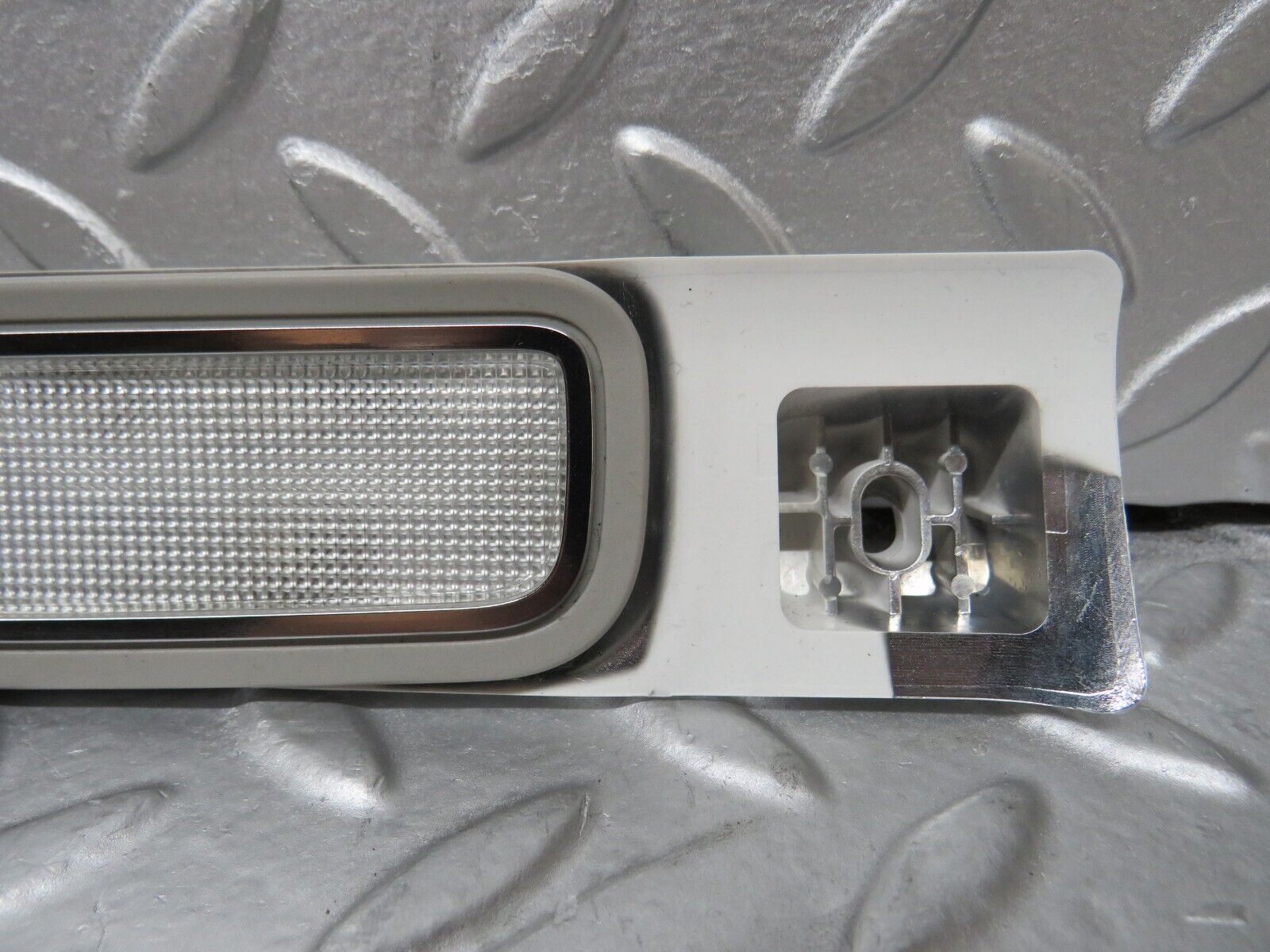 35157 Mercedes-Benz W221 Rear Right Interior Roof Light 2218202401