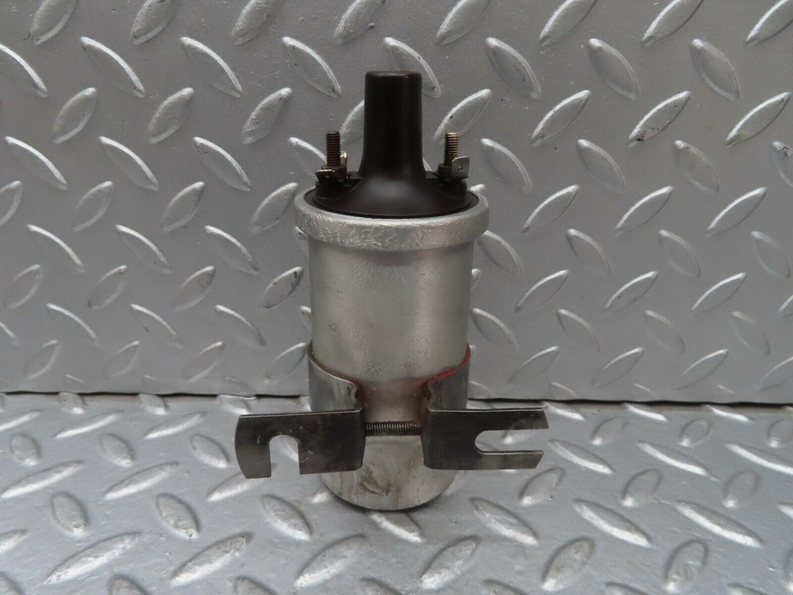 13083 Mercedes-Benz W111 220S Ignition Coil