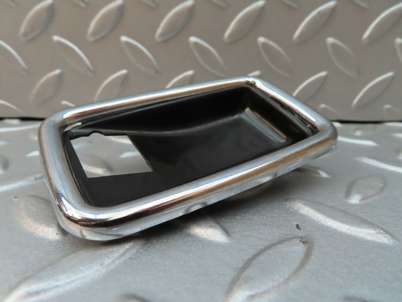 3819 Mercedes-Benz S123 200T Wagon Chrome Frame For Door Handle 1087660611