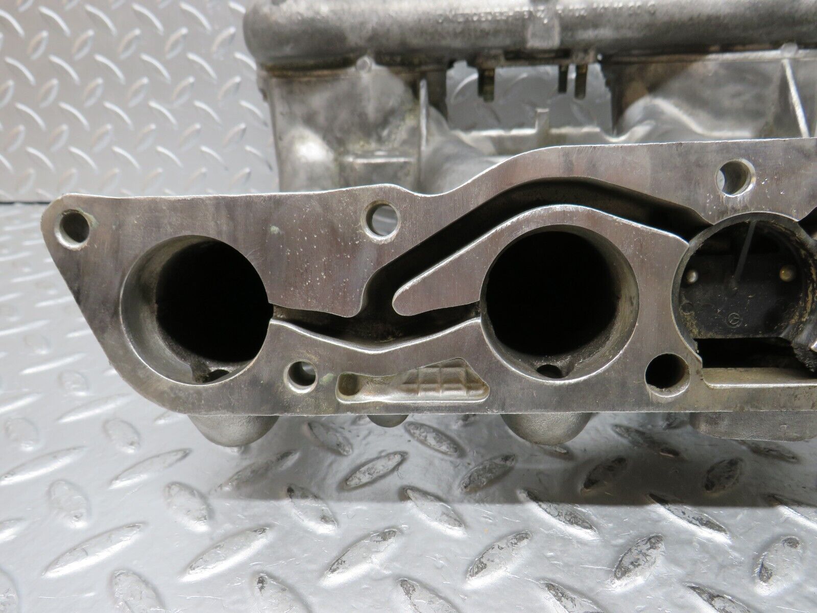 32091 Mercedes-Benz W123 230E Intake Manifold 1021410301