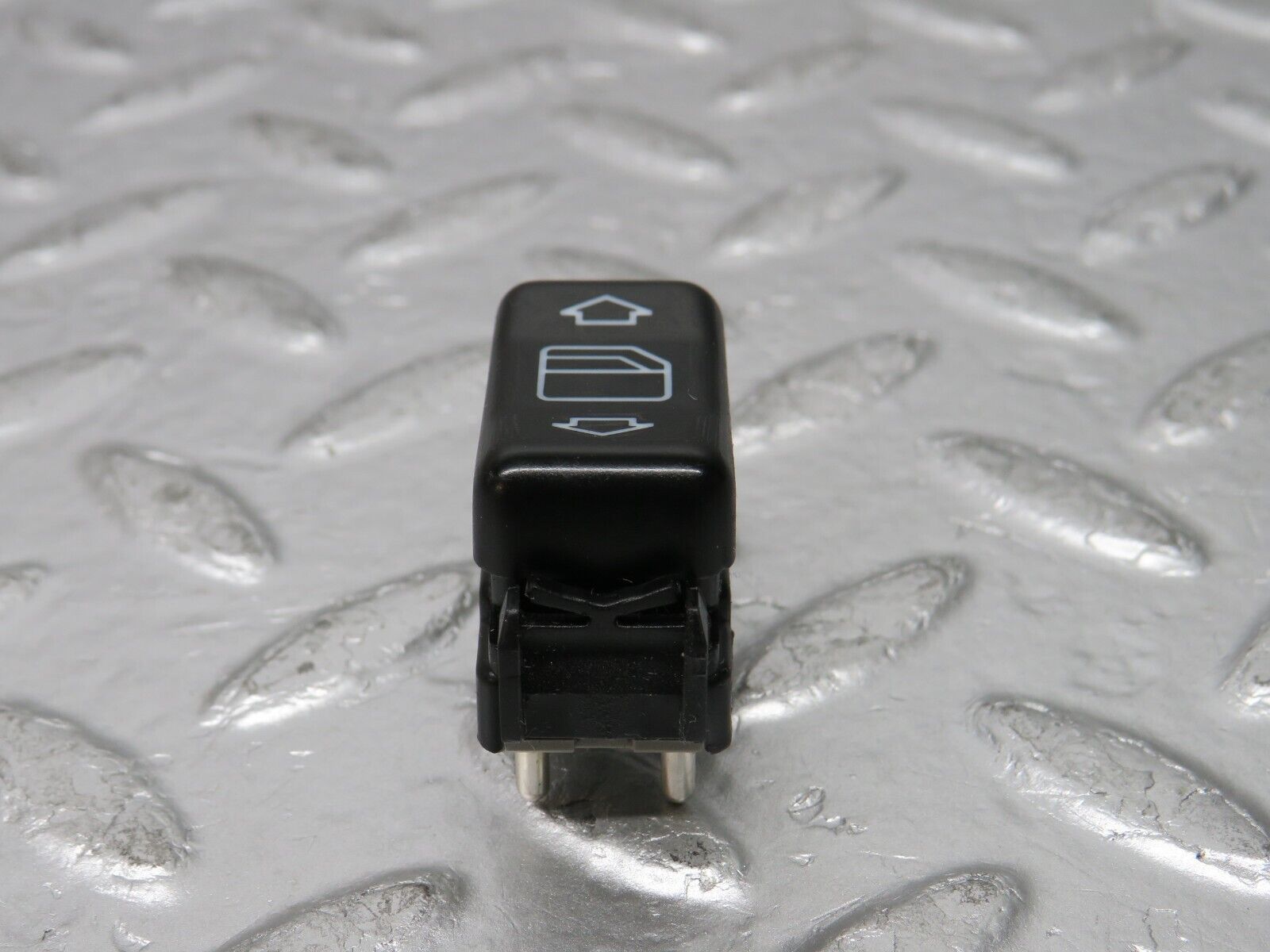 30518 Mercedes-Benz W124 230E Electric Window Switch Right Side 1248209010