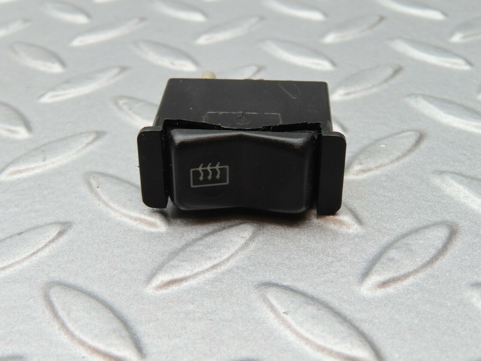 4444 Mercedes-Benz W123 230E Rear Heated Window Switch 0008206010