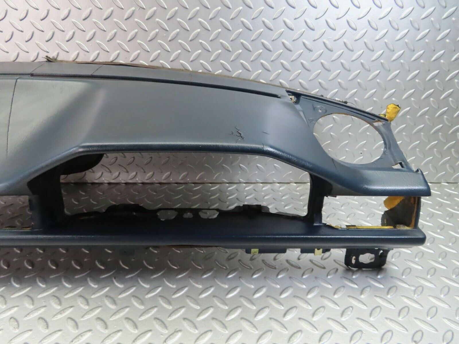 9397 Mercedes-Benz C124 300CE Coupe Dashboard Frame Blue