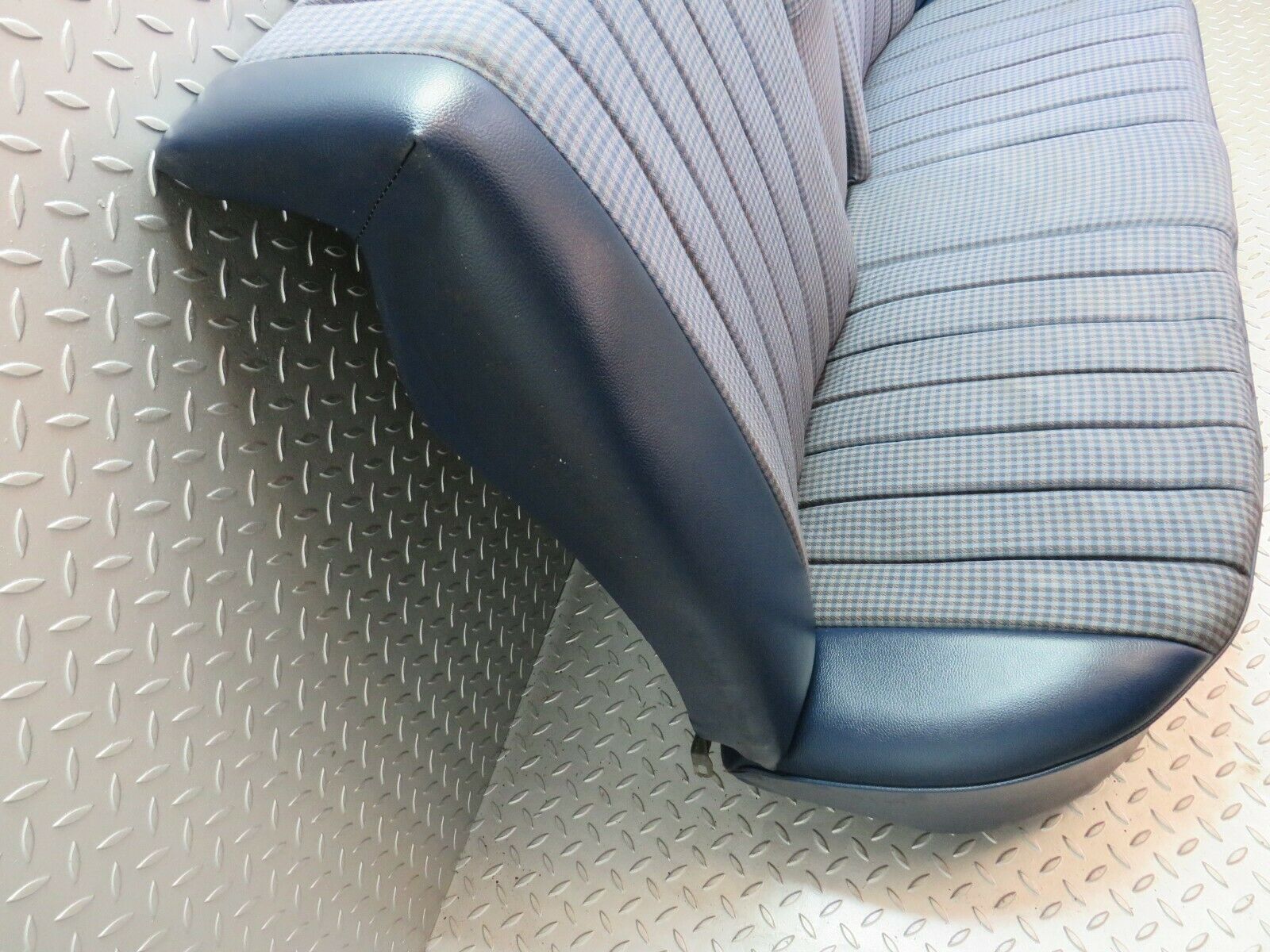 23276 Mercedes-Benz W116 350SE Rear Seat Half Leather Blue 1169240316