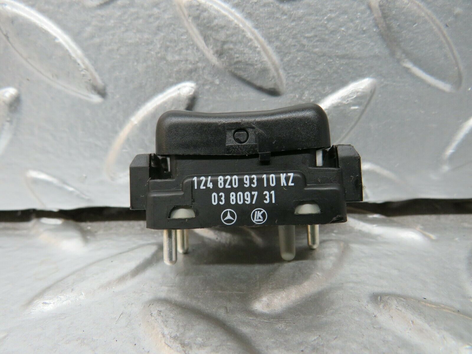 24289 Mercedes-Benz S124 220TE Electric Window Switch Left Side 1248209310