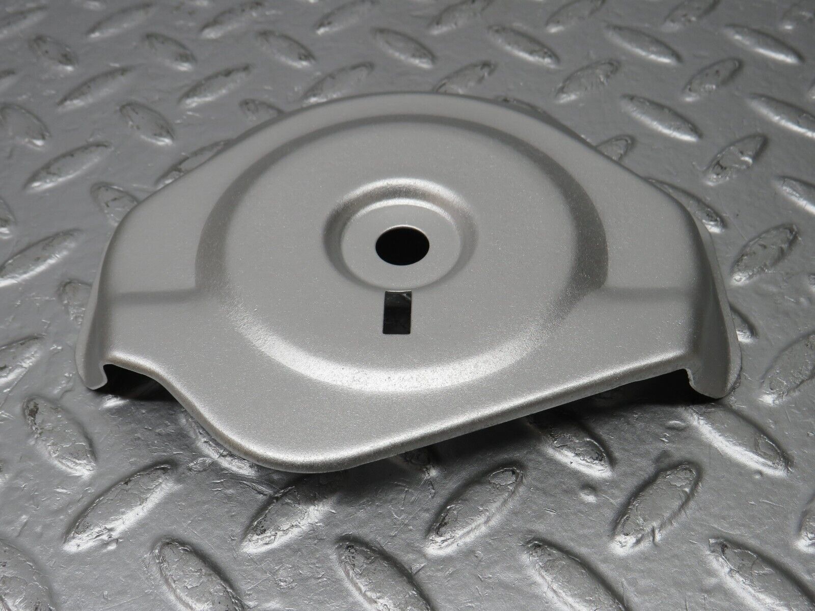 39606 Mercedes-Benz R129 320SL Coupe Engine Mount Bracket Heat Shield