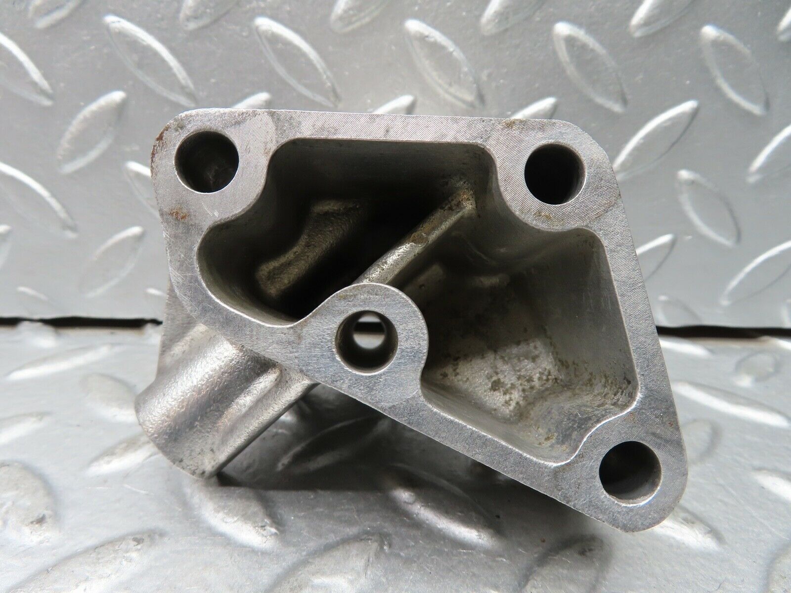 21278 Mercedes-Benz W123 230E Alternator Generator Bracket 1021550135