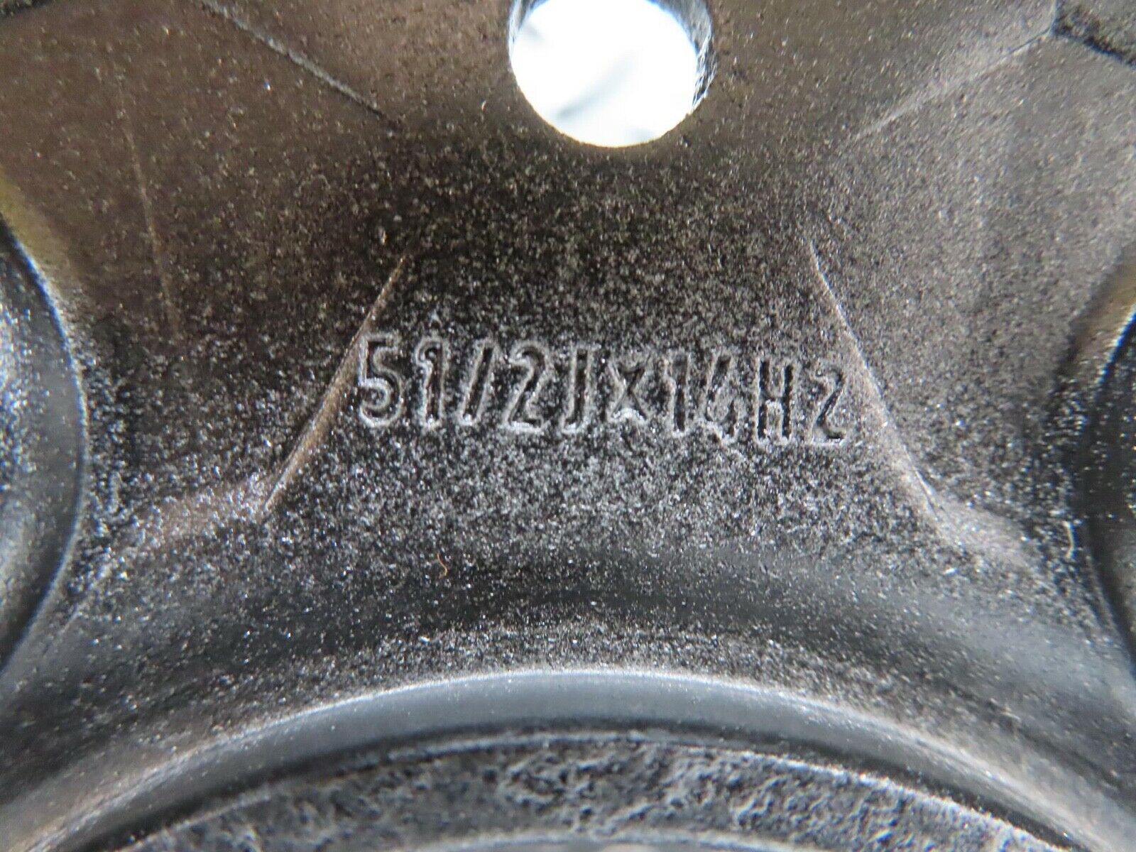 13763 Mercedes-Benz Steel Wheel 5.5Jx14H2 ET30 5x112 1234000302