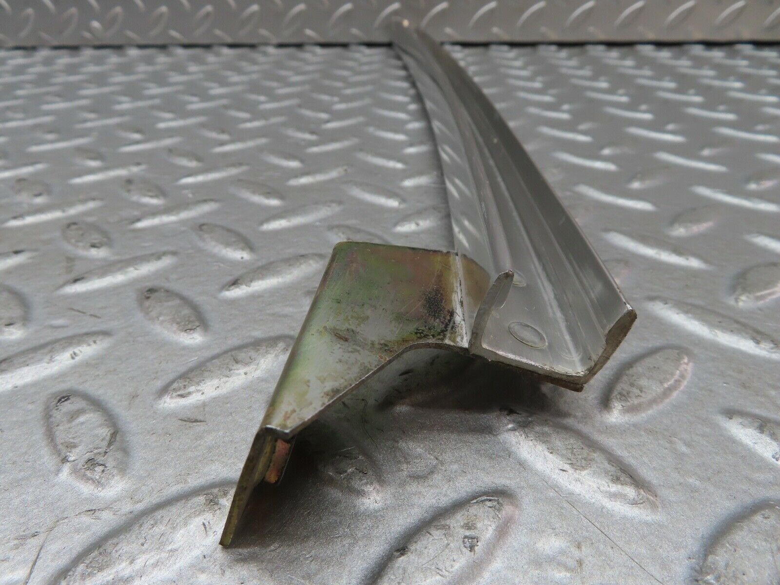 19133 Mercedes-Benz W123 300D Rear Left Door Chrome Window Channel