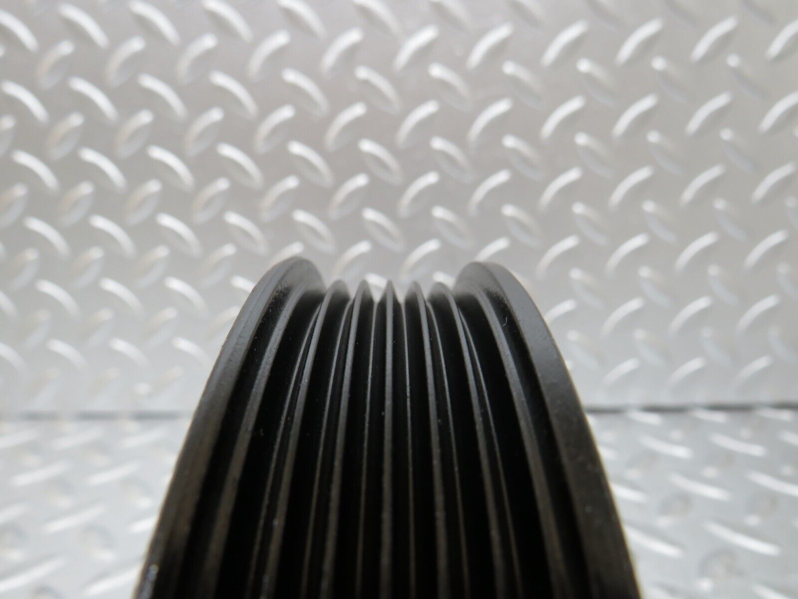 25915 Mercedes-Benz W124 280E Crankshaft Vibration Damper Pulley