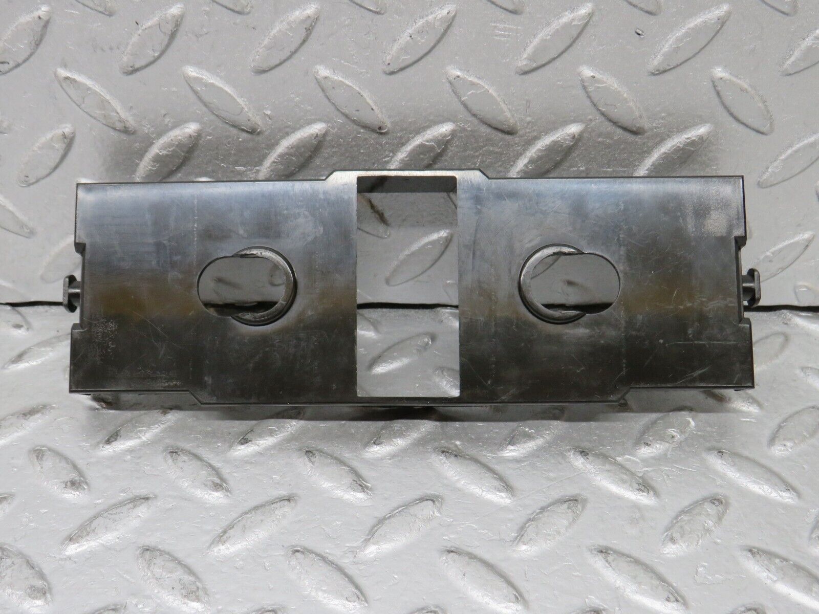 37923 Mercedes-Benz A124 320E Cabriolet Heater Control Switch Holder 1248330314