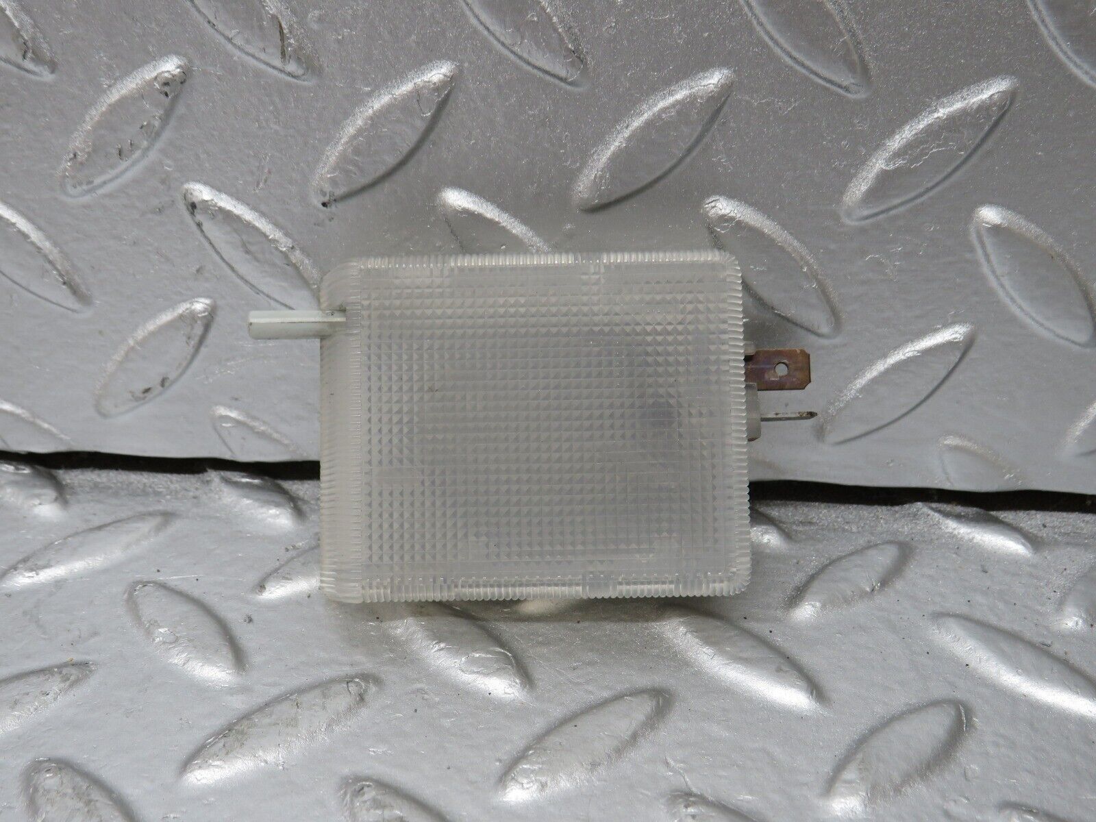 32787 Mercedes-Benz W124 Glove Box Light 1298200301