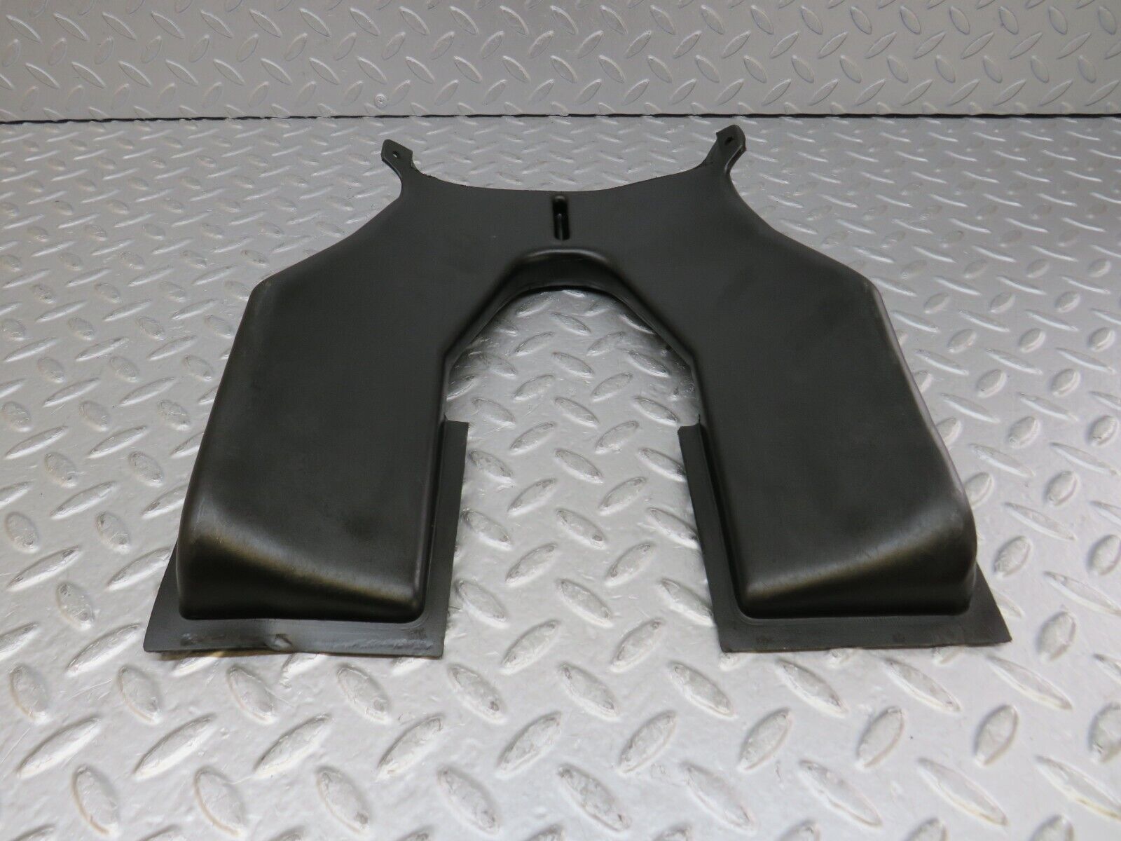 35833 Mercedes-Benz W108 Floor Air Vent Duct