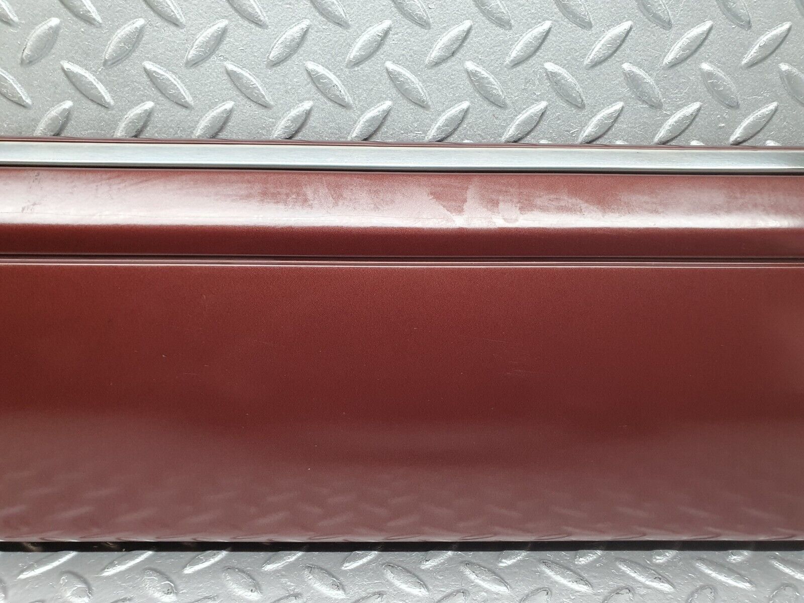 40910 Mercedes-Benz W126 300SE Front Right Door Moulding Trim 1266903840