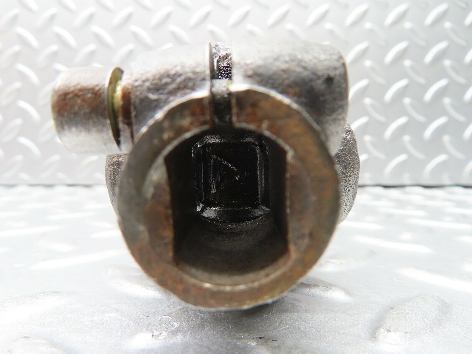 20933 Mercedes-Benz W114 250CE Coupe Steering Column Joint