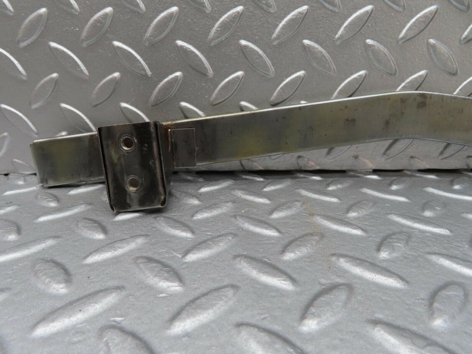 13995 Mercedes-Benz C107 280SLC Rear Left Window Channel