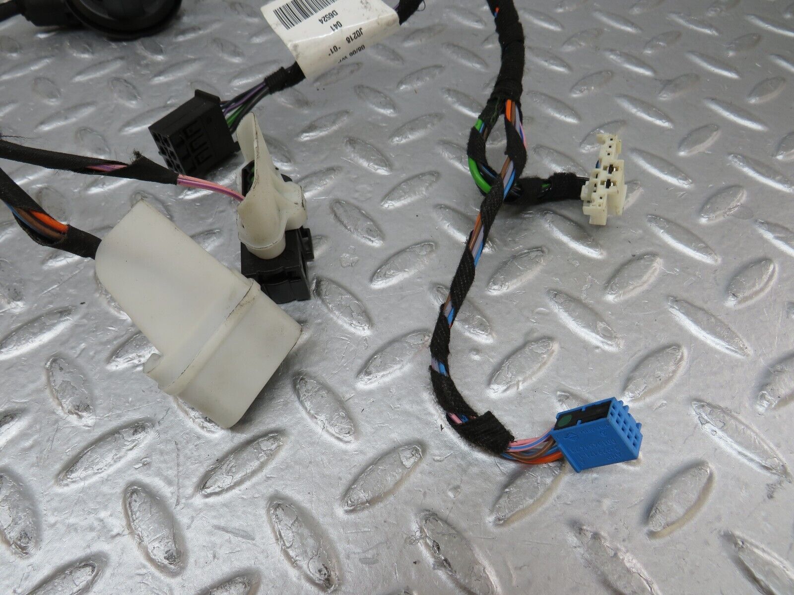 35249 Mercedes-Benz W221 Rear Left Door Wire Harness 2215407307