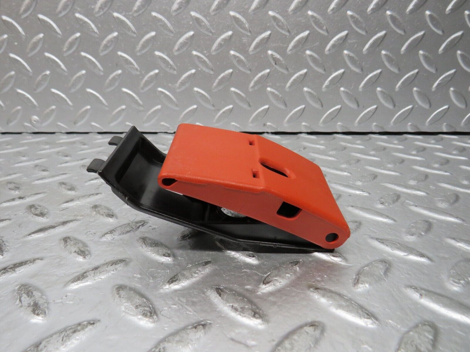 30322 Mercedes-Benz W124 230E Hood Opener Bonnet Opener Release