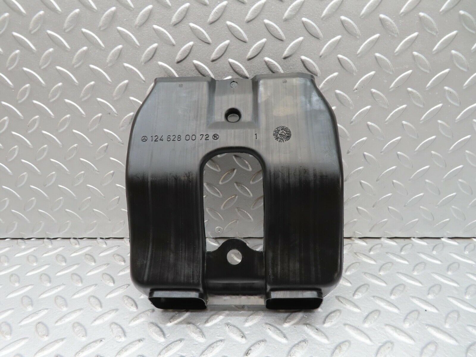 16189 Mercedes-Benz W124 260E Engine Bay Water Drain 1246280072