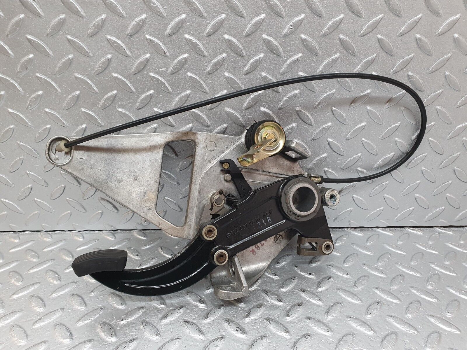 41455 Mercedes-Benz W124 200E Parking Brake Pedal 1244270536 1244270801