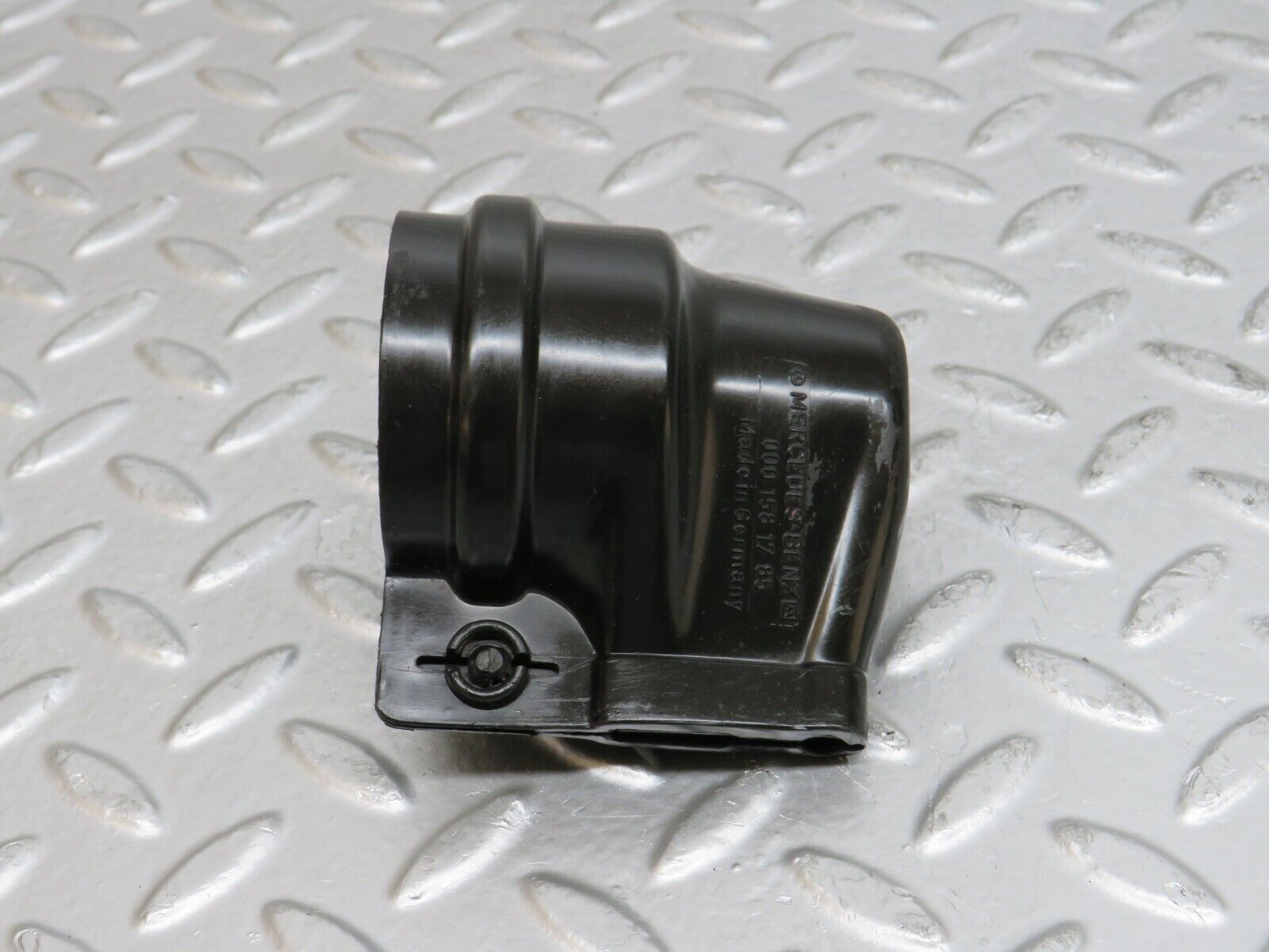 29601 Mercedes-Benz W124 230E Ignition Coil Protective Cap 0001581785