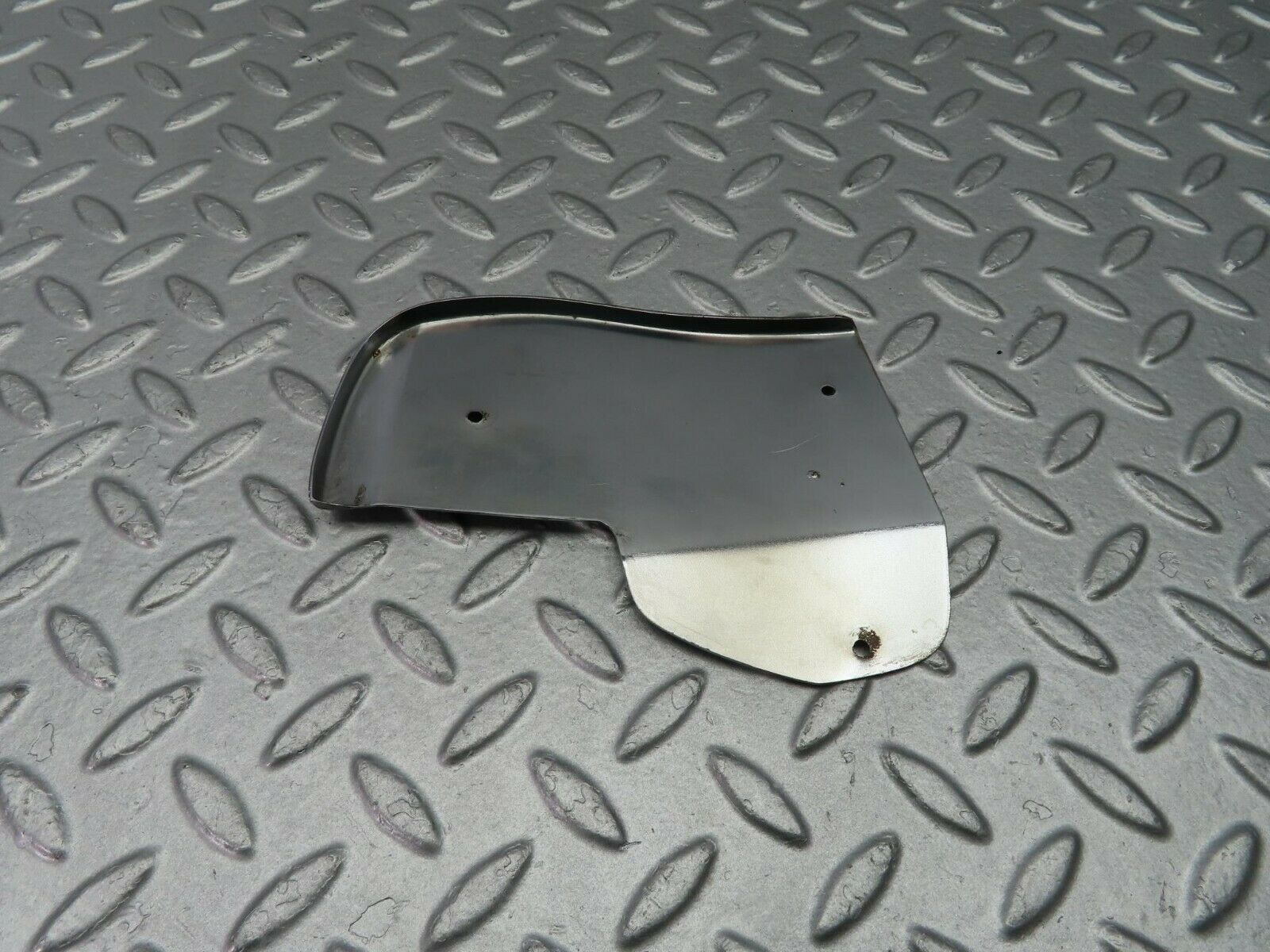 9915 Mercedes-Benz C123 230CE Coupe Right Door Chrome Cover