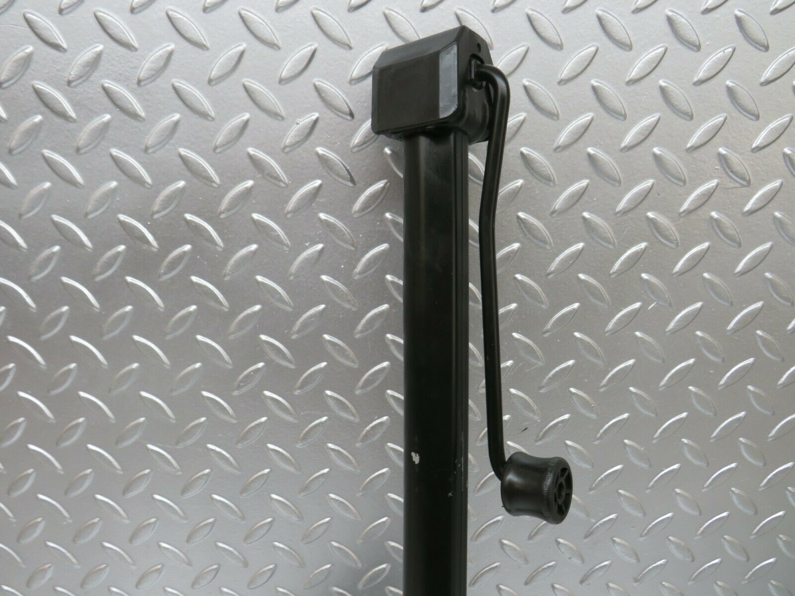 24416 Mercedes-Benz S124 220TE Wagon Bilstein Car Jack 1245830315