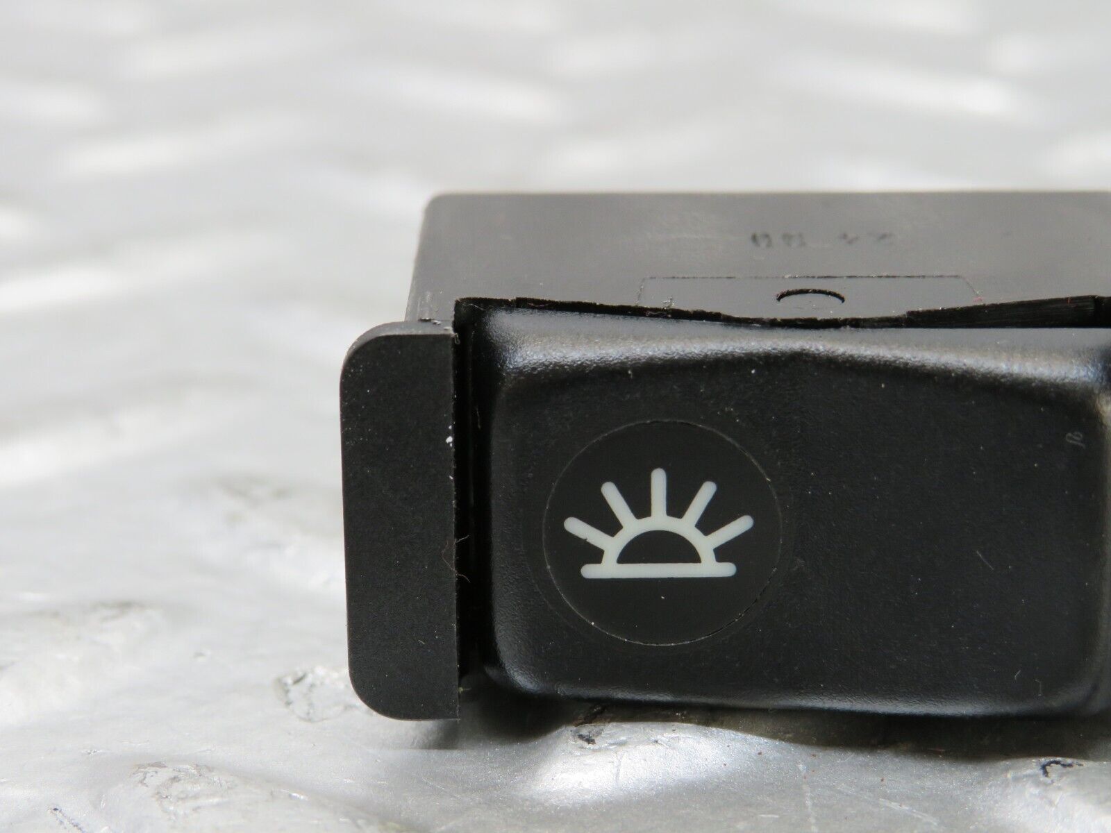 25344 Mercedes-Benz W201 190D Interior Dome Light Switch 0008205810