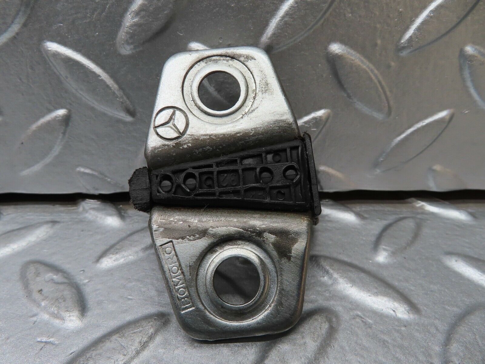 20032 Mercedes-Benz R129 300SL Coupe Door Lock Latch