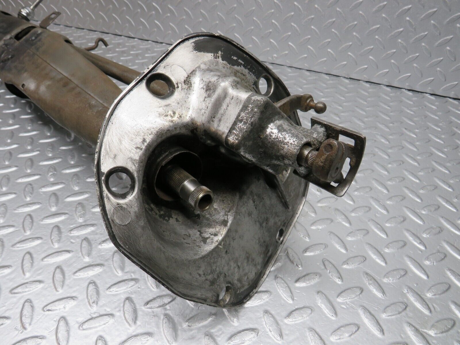 40383 Mercedes-Benz W110 230 Steering Column With Gear Selector 1114622395