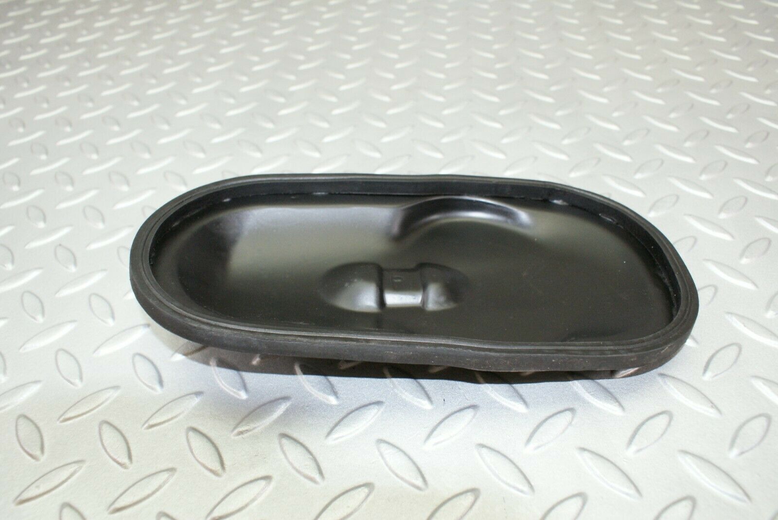 3030 Mercedes-Benz W116 350SE Headlamp Access Panel Right With Spring Clip