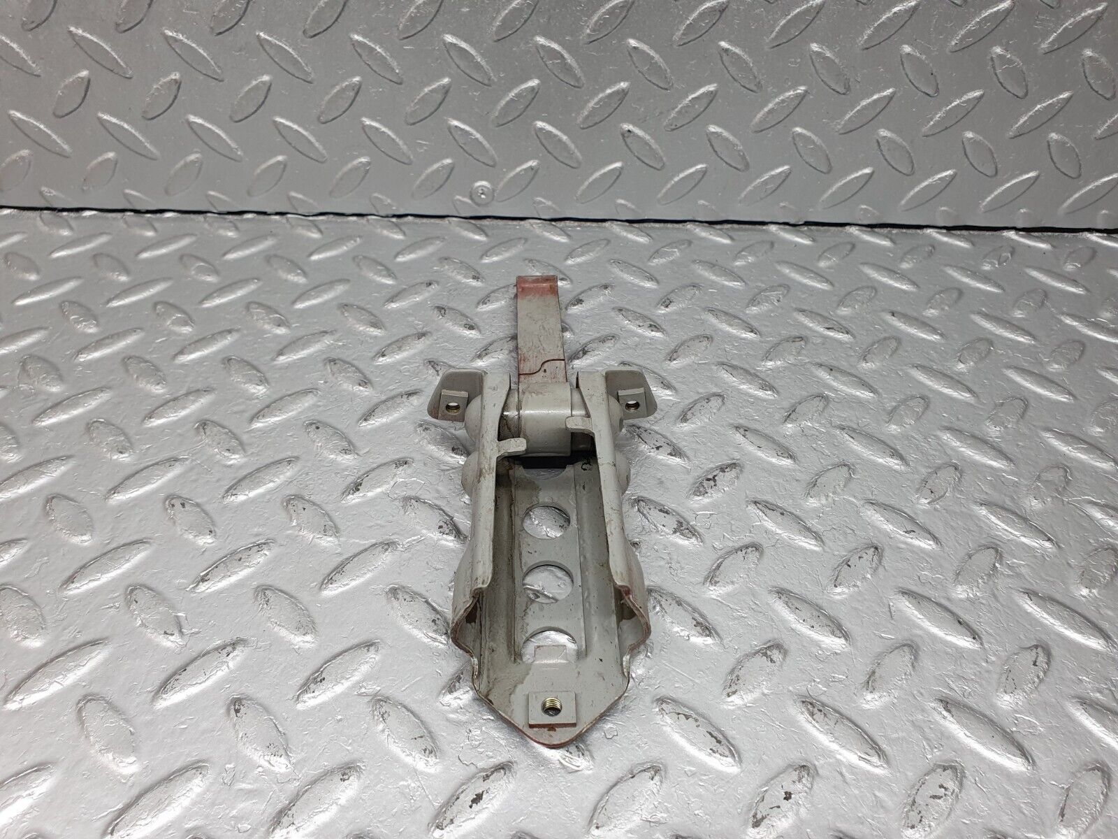 41075 Mercedes-Benz W126 300SE Door Safety Check Strap Front