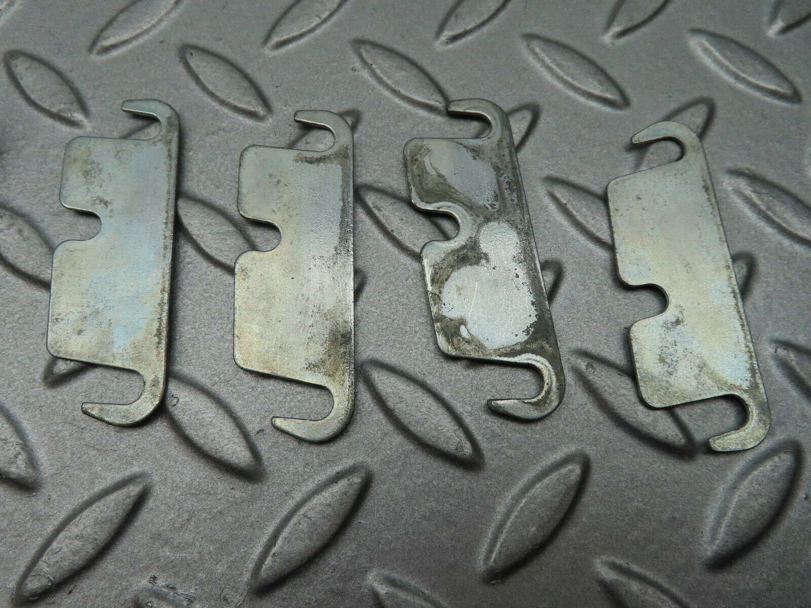 3938 Mercedes-Benz S123 200T Wagon Left Side Tailgate Stop 1237660176