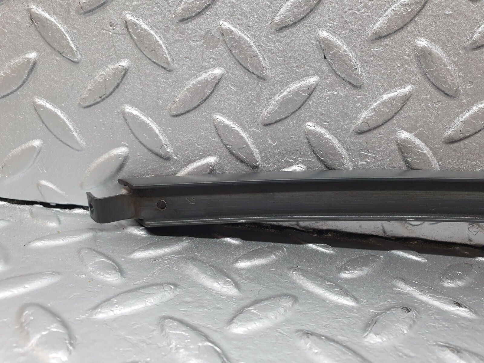 41419 Mercedes-Benz W124 200E Rear Right Door Window Channel